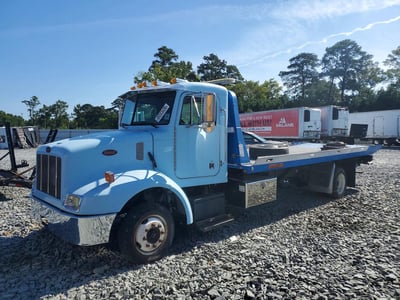 2NPNHD6X41M****** 2001 Peterbilt 330