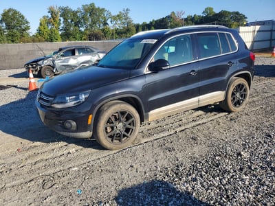 WVGAV7AX6FW****** 2015 Volkswagen Tiguan