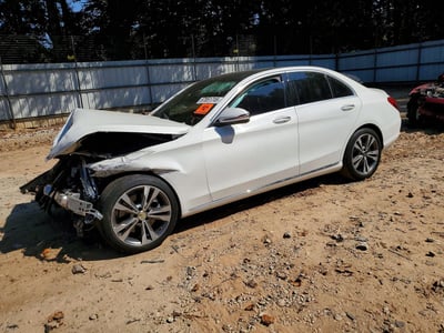 WDDWF4JB2GR****** 2016 Mercedes-Benz C-Class