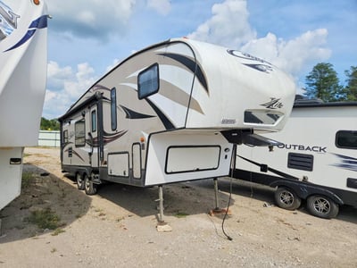 4YDF27R28GV****** 2016 Keystone Cougar