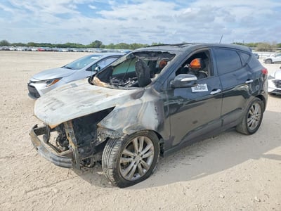 KM8JU3AC2DU****** 2013 Hyundai Tucson