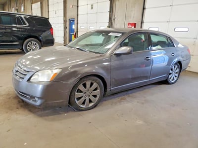 4T1BK36B65U****** 2005 Toyota Avalon