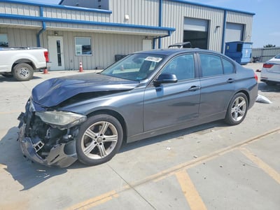WBA3B5G56DN****** 2013 BMW 3 Series