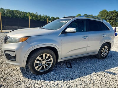 5XYKW4A29BG****** 2011 Kia Sorento