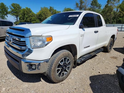 5TFUW5F18HX****** 2017 Toyota Tundra