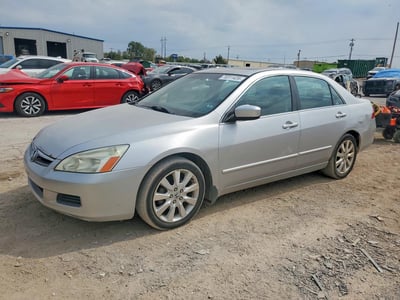 1HGCM66567A****** 2007 Honda Accord