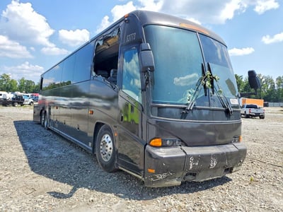 2007 MCI J4500