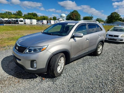 5XYKTCA65EG****** 2014 Kia Sorento