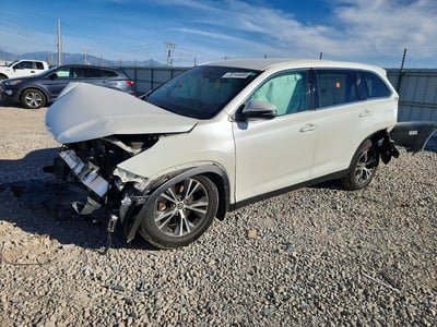 5TDBZRFH0KS****** 2019 Toyota Highlander