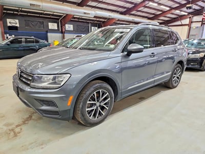 3VV2B7AX9LM****** 2020 Volkswagen Tiguan