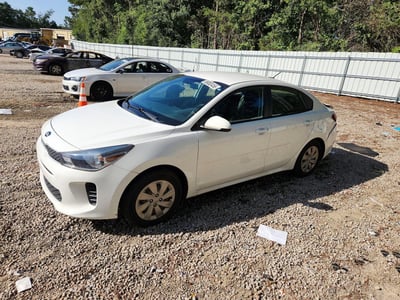3KPA24AB5KE****** 2019 Kia Rio