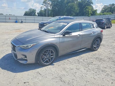 SJKCH5CP8JA****** 2018 Infiniti QX30
