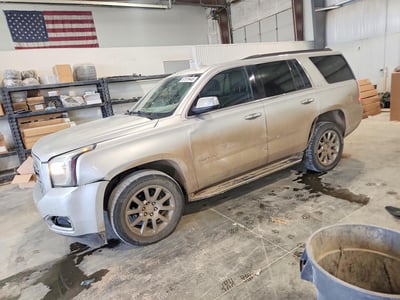 1GKS2AKC6GR****** 2016 GMC Yukon