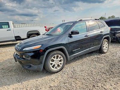 1C4PJLCB7JD****** 2018 Jeep Cherokee