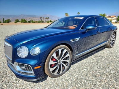 SCBBB6ZG2NC****** 2022 Bentley Flying Spur