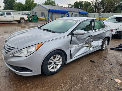 5NPEB4AC2EH****** 2014 Hyundai Sonata