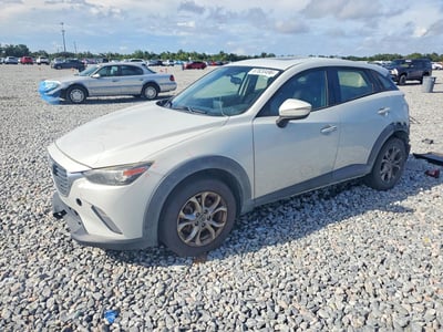JM1DKBC74G0****** 2016 Mazda CX-3