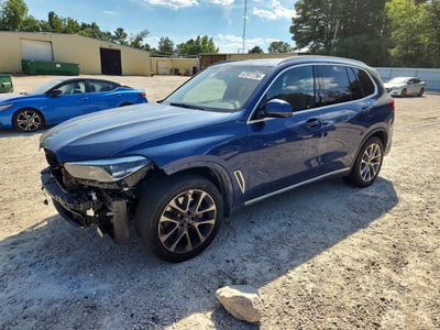5UXCR6C57KL****** 2019 BMW X5