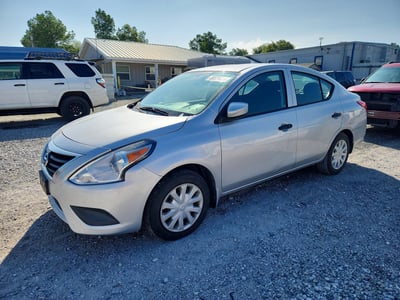 3N1CN7AP2GL****** 2016 Nissan Versa