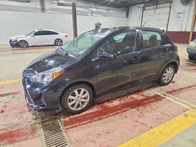 VNKKTUD33FA****** 2015 Toyota Yaris