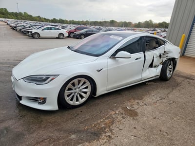 5YJSA1E11HF****** 2017 Tesla Model S