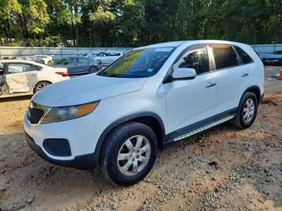 5XYKT3A17BG****** 2011 Kia Sorento
