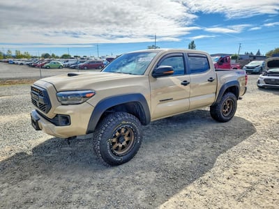 5TFCZ5AN6JX****** 2018 Toyota Tacoma