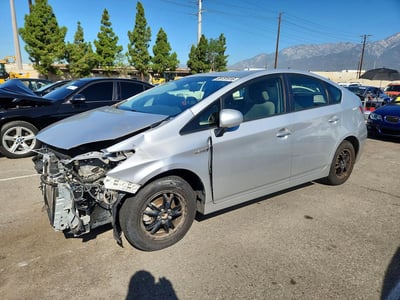 JTDKN3DU5E0****** 2014 Toyota Prius