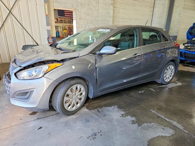 KMHD35LHXGU****** 2016 Hyundai Elantra