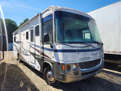 1F6NF53Y260****** 2006 Ford F53