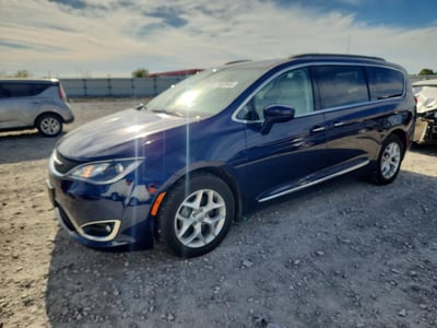 2C4RC1BG3HR****** 2017 Chrysler Pacifica