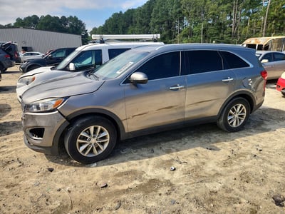 5XYPG4A39GG****** 2016 Kia Sorento