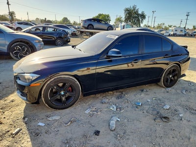 WBA3C1C56EK****** 2014 BMW 3 Series