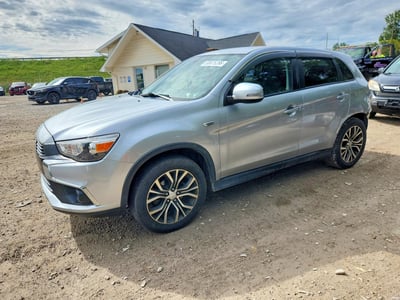 JA4AR3AU8HZ****** 2017 Mitsubishi Outlander