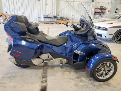 2BXJBKC17BV****** 2011 Can-Am Spyder