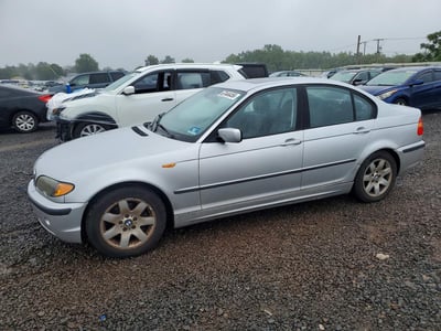 WBAAZ33424K****** 2004 BMW 3 Series