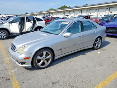 WDBRF40J15G****** 2005 Mercedes-Benz C-Class