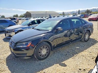 1VWAT7A31FC****** 2015 Volkswagen Passat