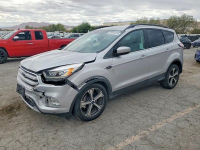 1FMCU0HD5JU****** 2018 Ford Escape