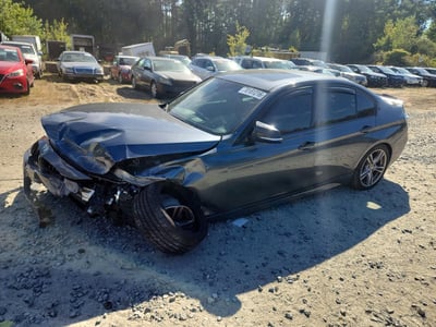WBA8B7G5XJN****** 2018 BMW 3 Series
