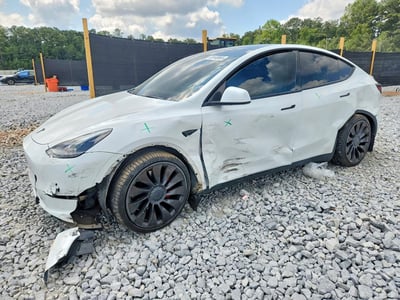5YJYGDEF5MF****** 2021 Tesla Model Y