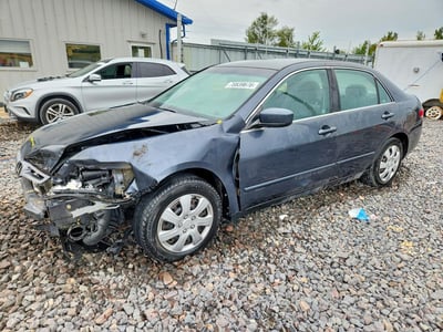 1HGCM66304A****** 2004 Honda Accord