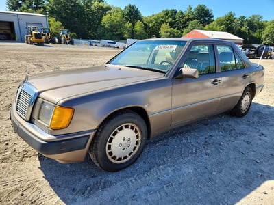 WDBEB28D9LB****** 1990 Mercedes-Benz 300 Series