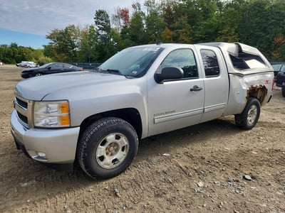 1GCRKSE33BZ****** 2011 Chevrolet Silverado