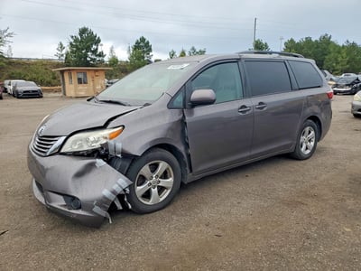 5TDKK3DC0FS****** 2015 Toyota Sienna
