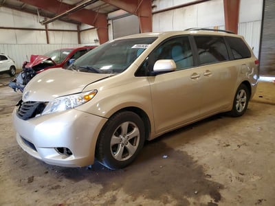 5TDKK3DC9BS****** 2011 Toyota Sienna