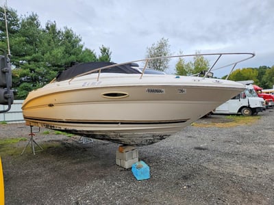 SERV265***** 2005 Sea Ray 225 Weekender