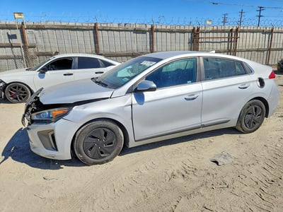 KMHC75LC1HU****** 2017 Hyundai Ioniq