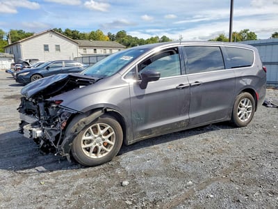 2C4RC1BG2PR****** 2023 Chrysler Pacifica