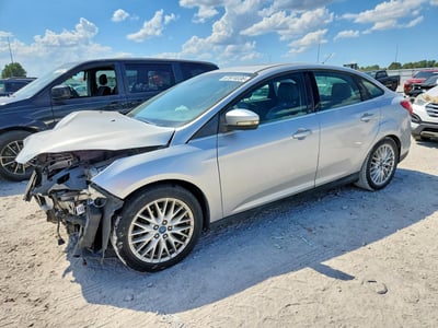 1FAHP3H2XCL****** 2012 Ford Focus